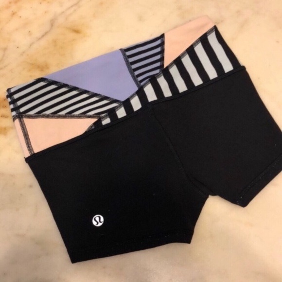 lululemon athletica Pants - Lululemon reversible high rise black shorts size 2